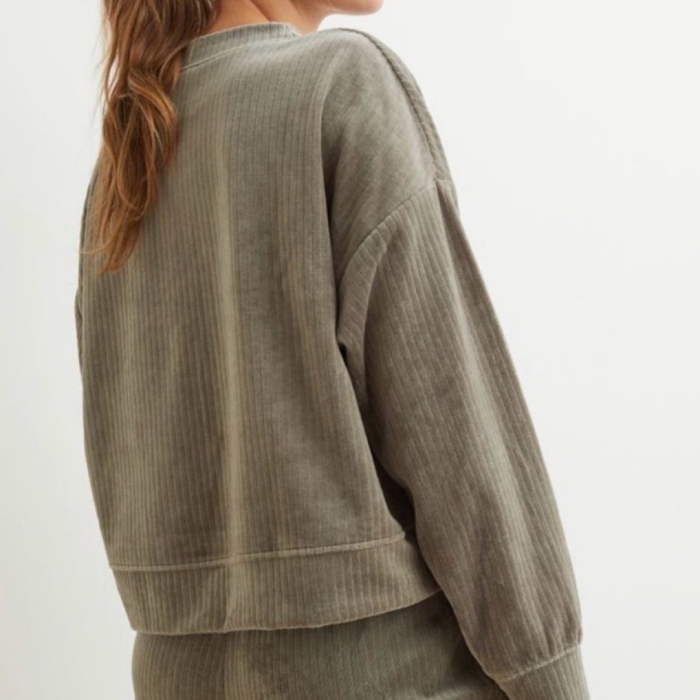 H&M 2Pc Olive green ribbed velour  set Crewneck sz M Joggers sz L